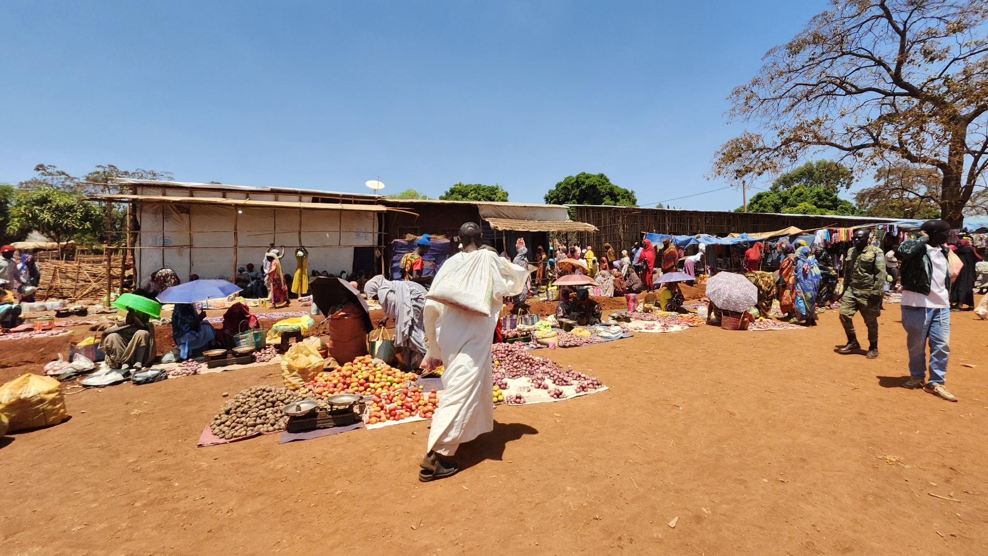 Akuta market